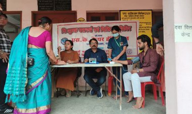 निःशुल्क जनेऊ संस्कार सर्यूपारीण भवन अंतर्गत एस के केयर हॉस्पिटल का फ्री हेल्थ कैंप