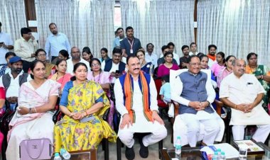 “नारी वंदन सम्मेलन से प्रेरित हुए विधायक पुरन्दर मिश्रा, कहा—नारी ही राष्ट्र की असली शक्ति”