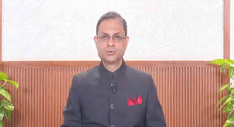 RBI ने रेपो रेट को 5.25 प्रतिशत पर रखा बरकरार