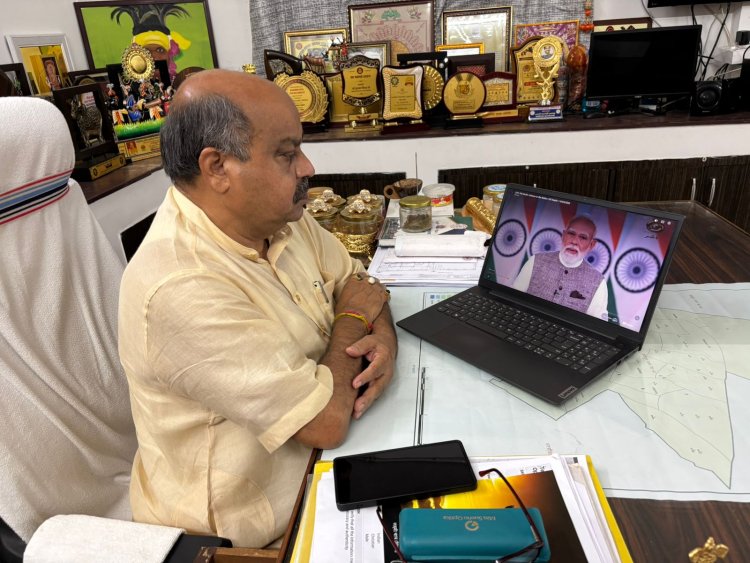 प्रधानमंत्री मोदी के आह्वान पर पुरन्दर मिश्रा का संकल्प—नारी शक्ति को मिलेगा पूरा अधिकार