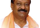 स्मार्ट मीटर के बढ़े हुए बिजली बिलों पर फूटा उपभोक्ताओं का गुस्सा, बिजली कार्यालय में धरना