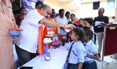 विधायक पुरंदर मिश्रा की मौजूदगी में उत्साहपूर्वक मनाया गया शाला प्रवेशोत्सव, बच्चों के चेहरों पर दिखी खुशी