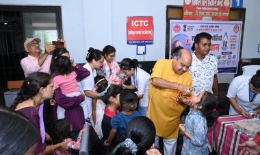 राष्ट्रीय पल्स पोलियो अभियान का शुभारंभ, विधायक पुरन्दर मिश्रा ने नन्हे बच्चों को पिलाई पोलियो की दो बूंद