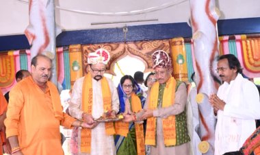 भक्ति, संस्कृति और सेवा का अनुपम संगम बना रायपुर — गायत्री नगर से निकली भगवान श्री जगन्नाथ की भव्य रथयात्रा, महामहिम राज्यपाल एवं मुख्यमंत्री ने निभाई 'छेरा पहरा' की ऐतिहासिक परंपरा