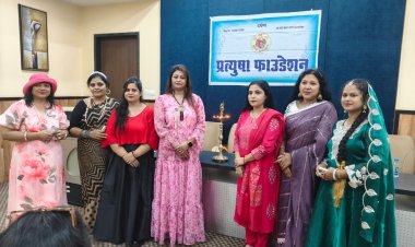 रिमझिम रिमझिम बारिश में  वेलकम मानसून का  प्रत्युषा फाउंडेशन रायपुर छत्तीसगढ़ द्वारा वृंदावन हॉल सिविल लाईन में वेलकम मानसून बॉलीवुड थीम पर कार्यक्रम का आयोजन किया गया ...