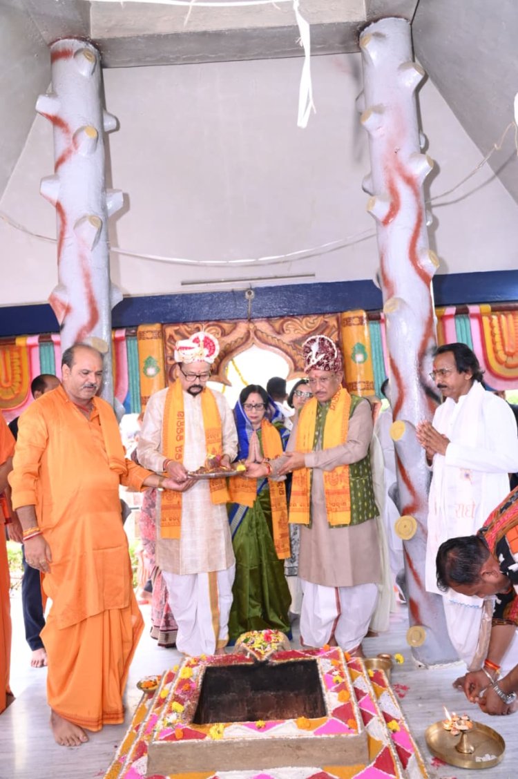भक्ति, संस्कृति और सेवा का अनुपम संगम बना रायपुर — गायत्री नगर से निकली भगवान श्री जगन्नाथ की भव्य रथयात्रा, महामहिम राज्यपाल एवं मुख्यमंत्री ने निभाई 'छेरा पहरा' की ऐतिहासिक परंपरा